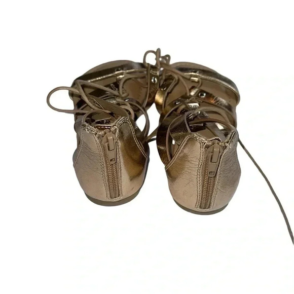 DV Dolce Vita Golden Rose Curse Gladiator Flat Sandal Size 1 - Picture 4 of 7